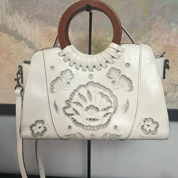 Patricia Nash White Floral Embroidered Handbag - Picture 1 of 12